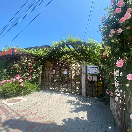 Casa Double M, בית הארחה