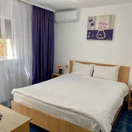 Casa Double M, Πανσιόν 2*