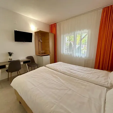 Guest house Casa Double M, 2*
